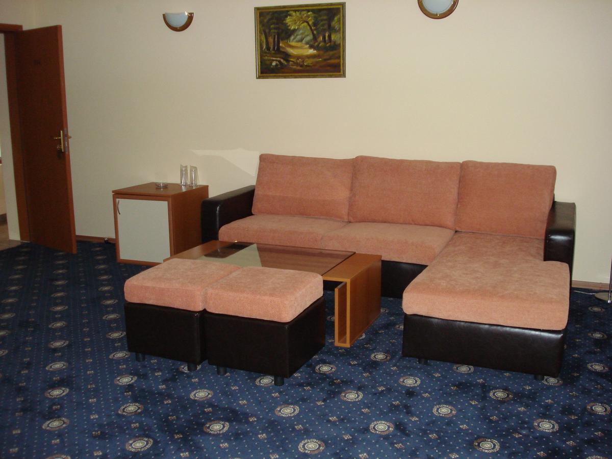 Razgrad Kovanlika Hotel מראה חיצוני תמונה